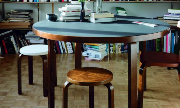 スツール60 / ウォルナットステイン 組立て無料Artek（アルテック