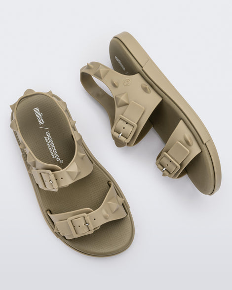 Spikes Sandal in Beige | Melissa Shoes US