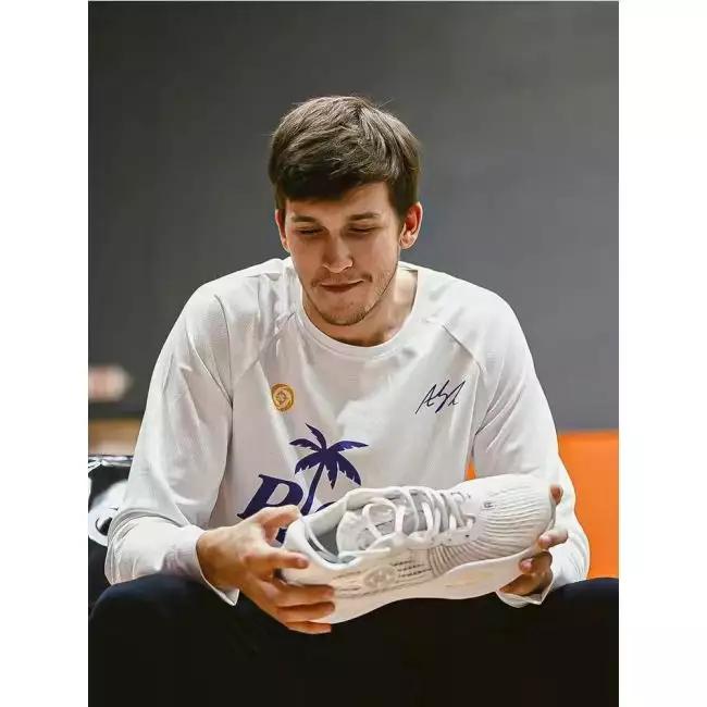 Rigorer Austin Reaves AR1 Basketball Shoes