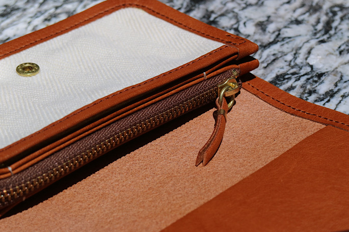 BONO -utility wallet L- | SLOW - スロウ 公式サイト | 革製のバッグ