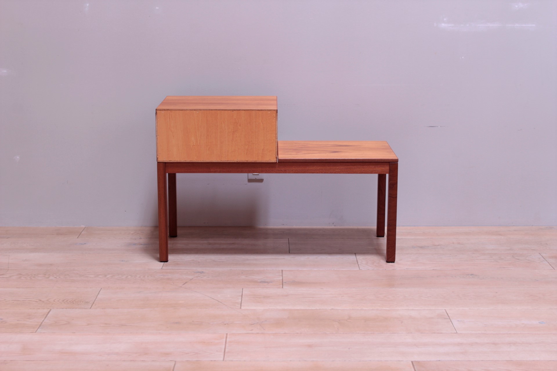 VINTAGE LOW TABLE｜FURNITURE & RUG｜SLOW HOUSE（スローハウス）