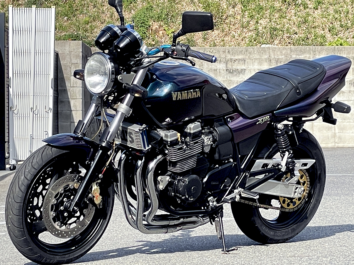 中古バイク YAMAHA XJR400R｜4HM – 京都のバイクショップSPEC-M