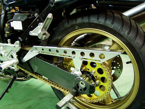 スペックエンジニアリング｜チェーンカバーキット