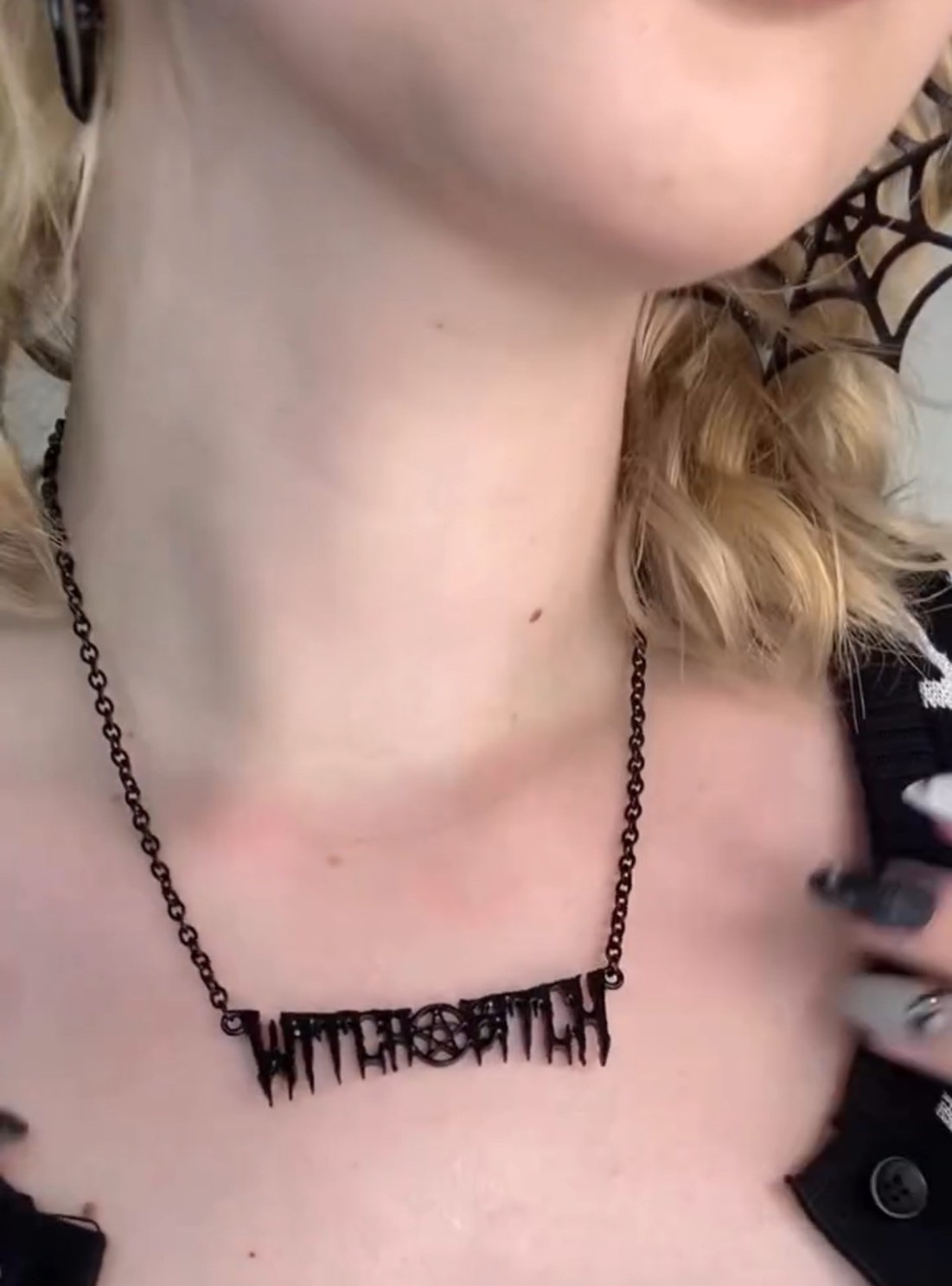 Witch Bitch Text Necklace / ネックレス【KREEPSVILLE 666】 | Spider