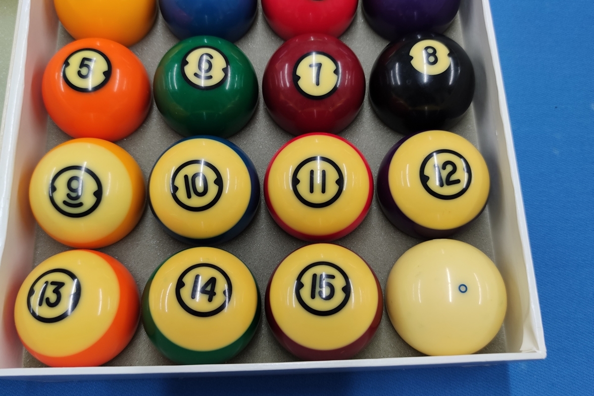 40485 ブランズウィック ボールセット 手玉ブランズアラミス混在