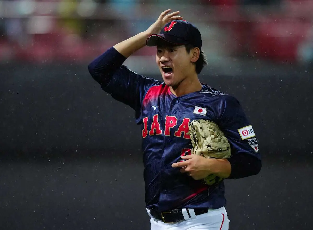プレミア12】侍ジャパン 2番手登板の井上温大は今日も帽子が飛ぶ