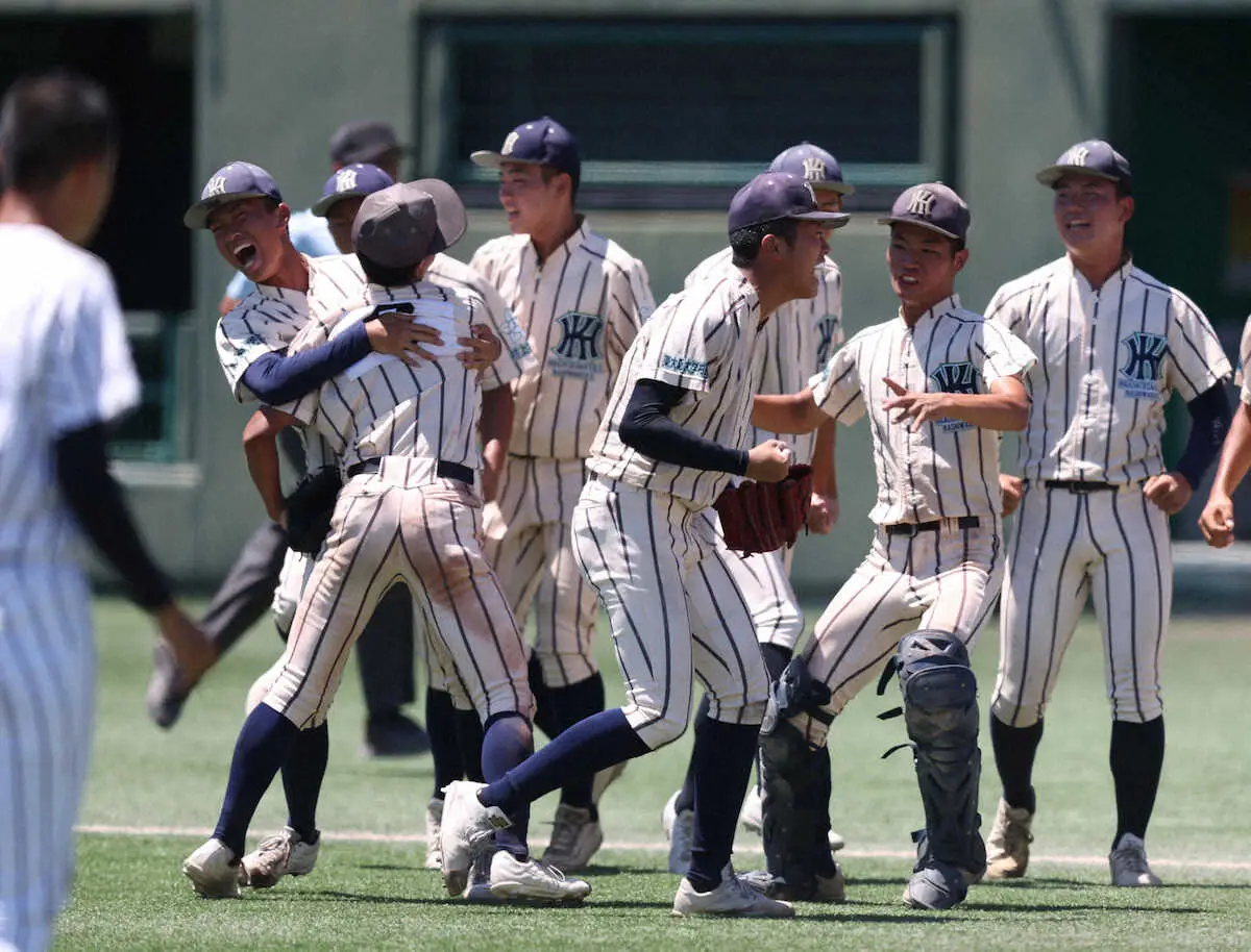 高校野球】東大阪大柏原が14年ぶり決勝 今回も大阪桐蔭と激突
