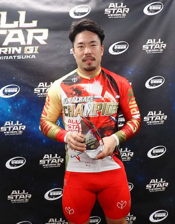 平塚競輪 G1オールスター 決勝戦】古性優作がV 投票1位の期待に応え