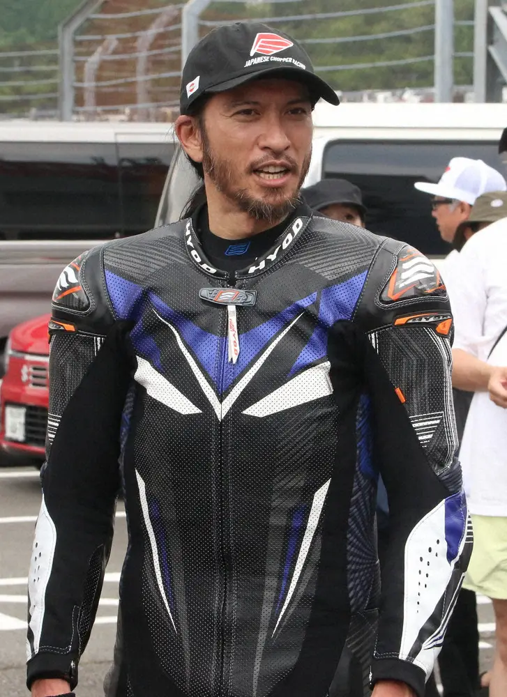 2025クラブマンロードレース第2戦」で2位に入った長瀬智也 - スポニチ