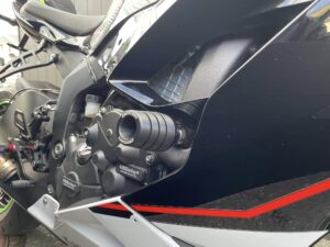 STRIKER ガードスライダー KAWASAKI `19～`23 Ninja ZX-6R 発売