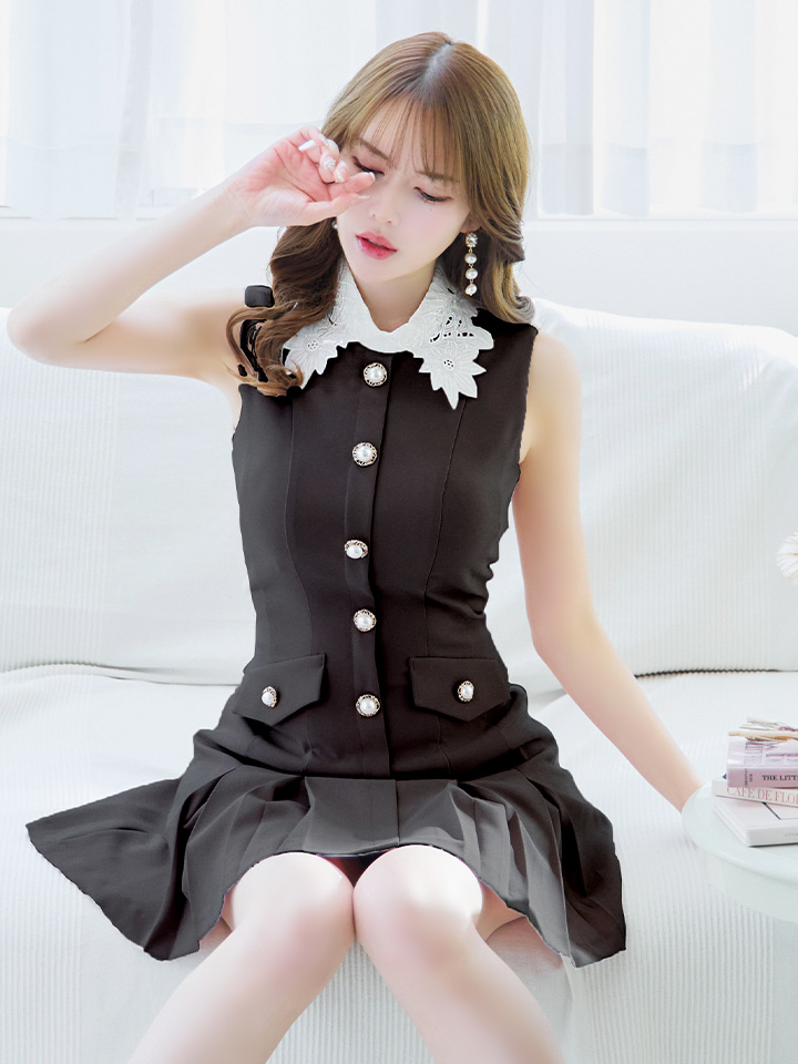 an/アン】刺繍レース襟/ ノースリーブ/ パールボタン/ プリーツ