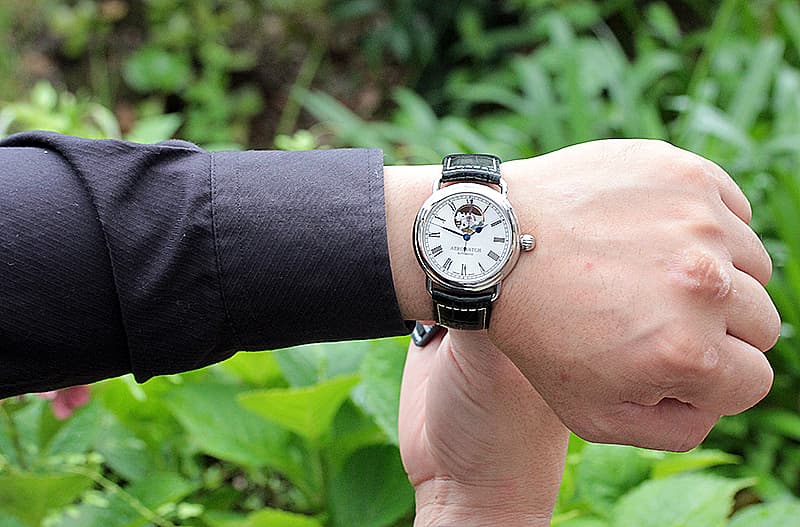 アエロ（AERO) /1942/オープンハート/A68900AA03 シルバーカラー