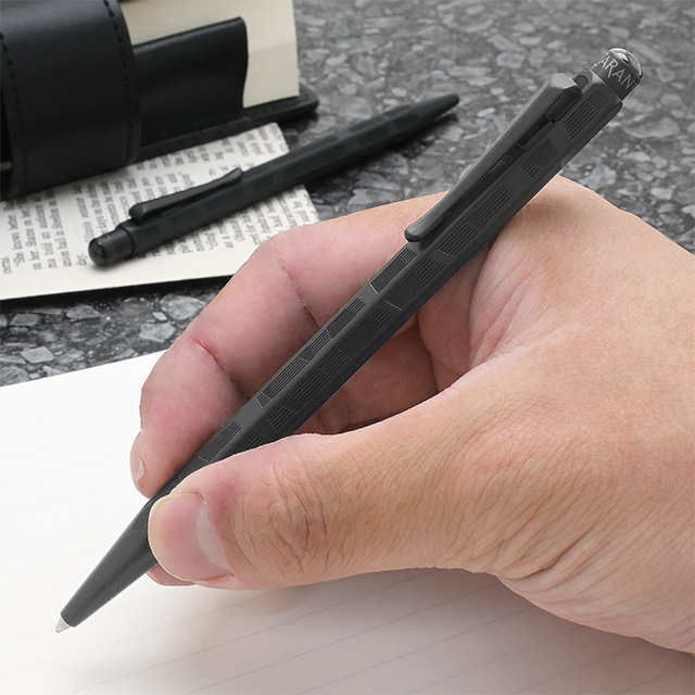 CARAN D'ACHE（カランダッシュ） ボールペン ブラックエディション