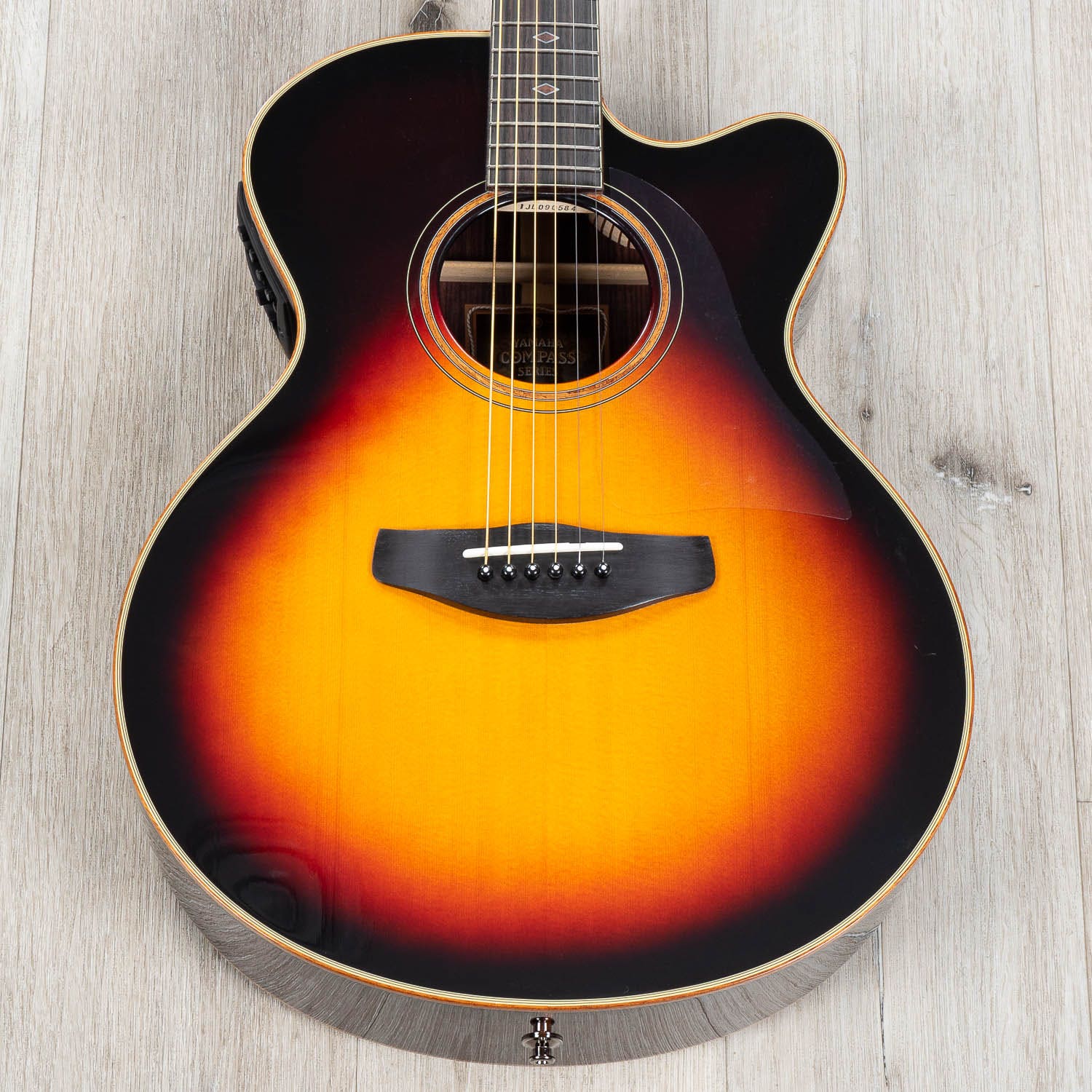 Yamaha CPX1200II Medium Jumbo Cutaway Acoustic-Electric Guitar