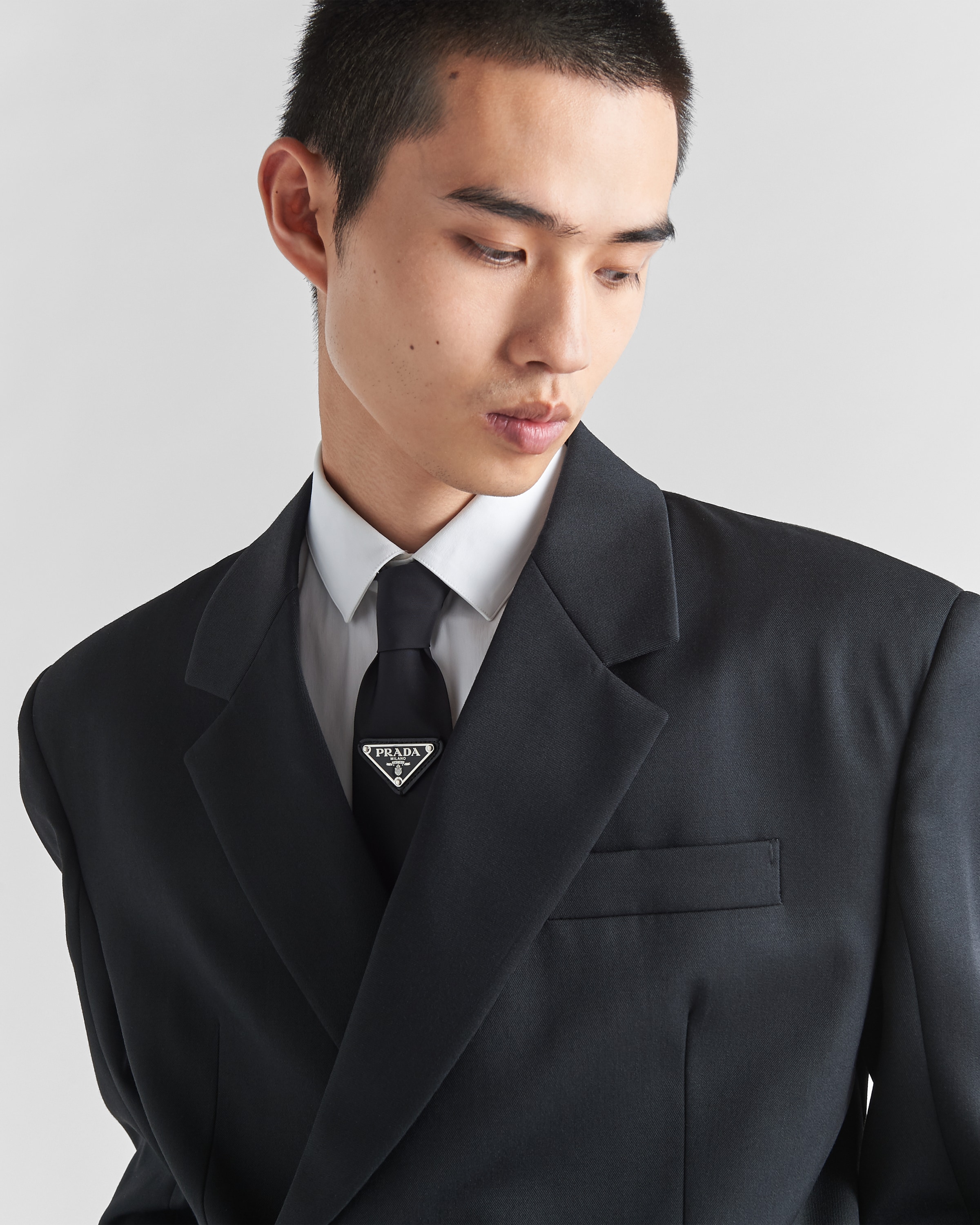 ブラック Re-nylon ギャバジン ネクタイ | PRADA