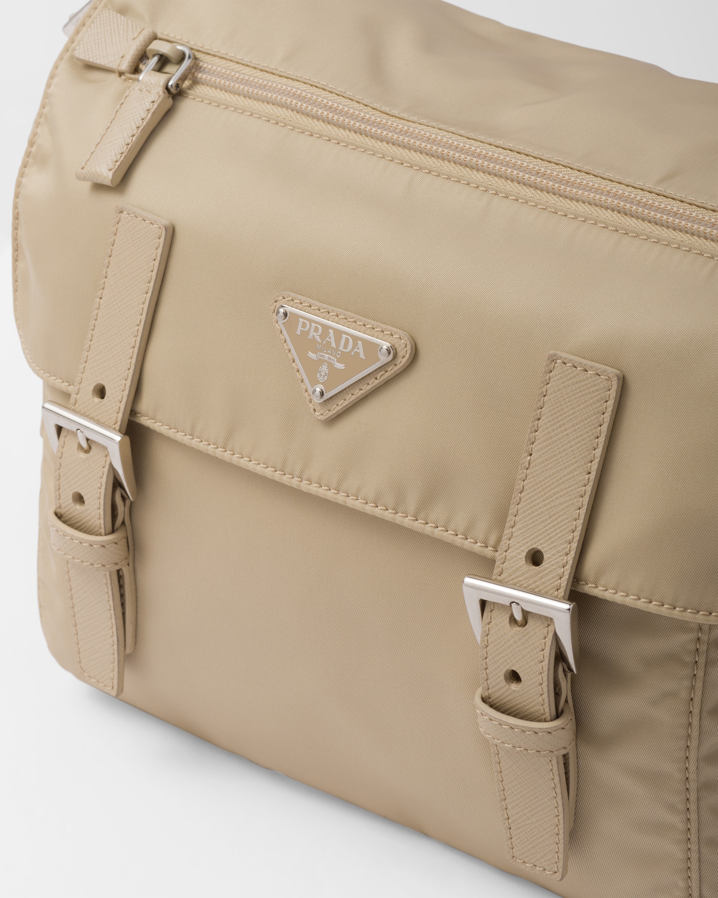 デザートベージュ Re-nylon ショルダーバッグ | PRADA