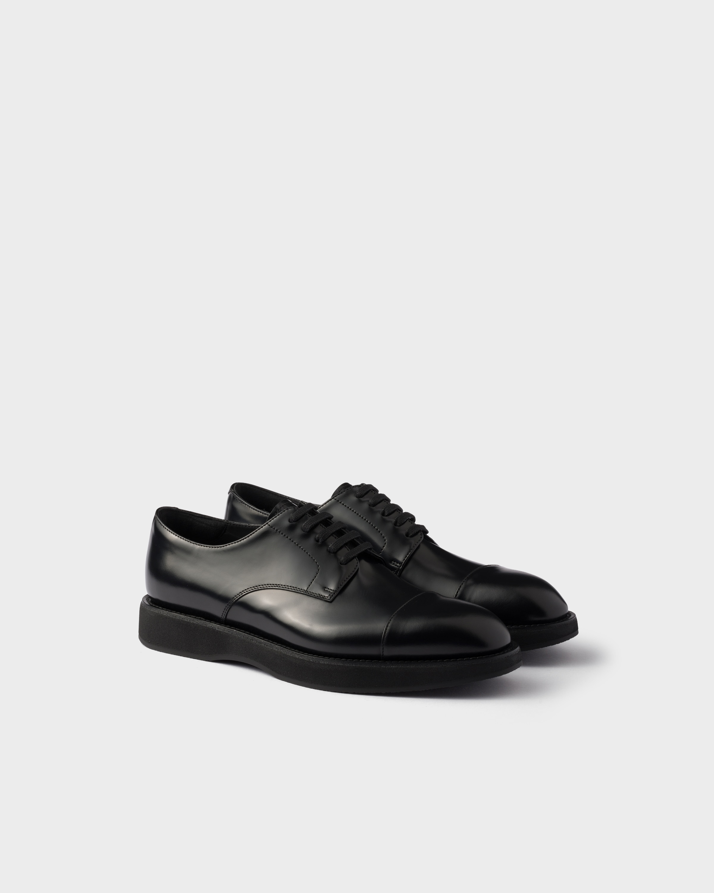 ブラック ブラッシュドレザーレースアップシューズ | PRADA