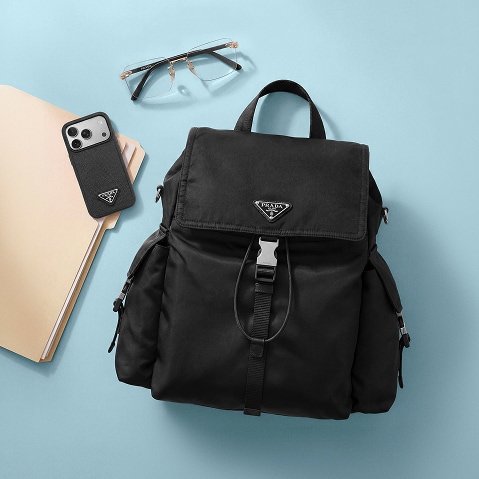 ブラック／ハイビスカス サフィアーノレザーマルチカラー キーケース