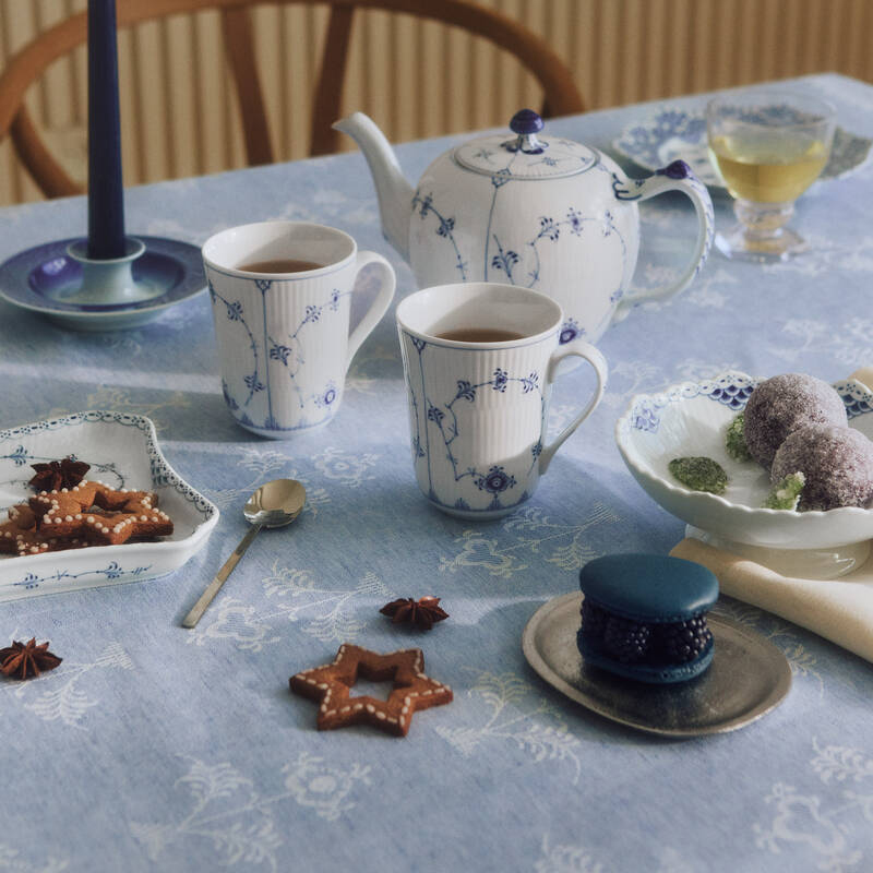 ブルーフルーテッド プレイン ディーププレート 25cm|ロイヤル