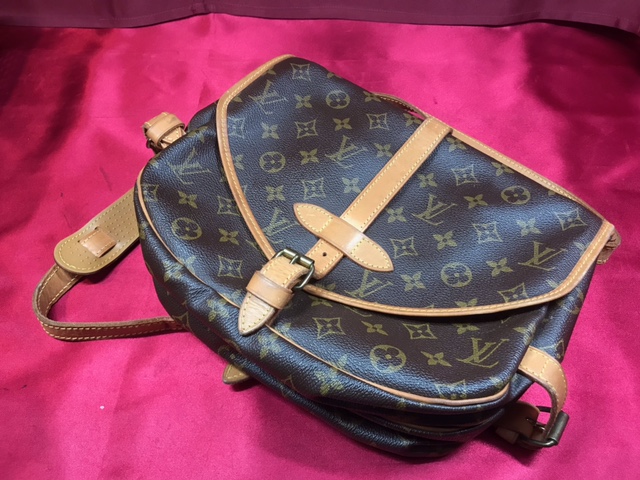 LOUIS VUITTON】ルイヴィトン M42256 モノグラム ソミュール30の買取