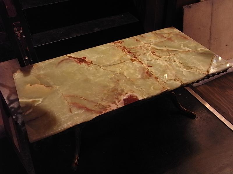 イタリア製大理石天板真鍮脚テーブル LCM 6175