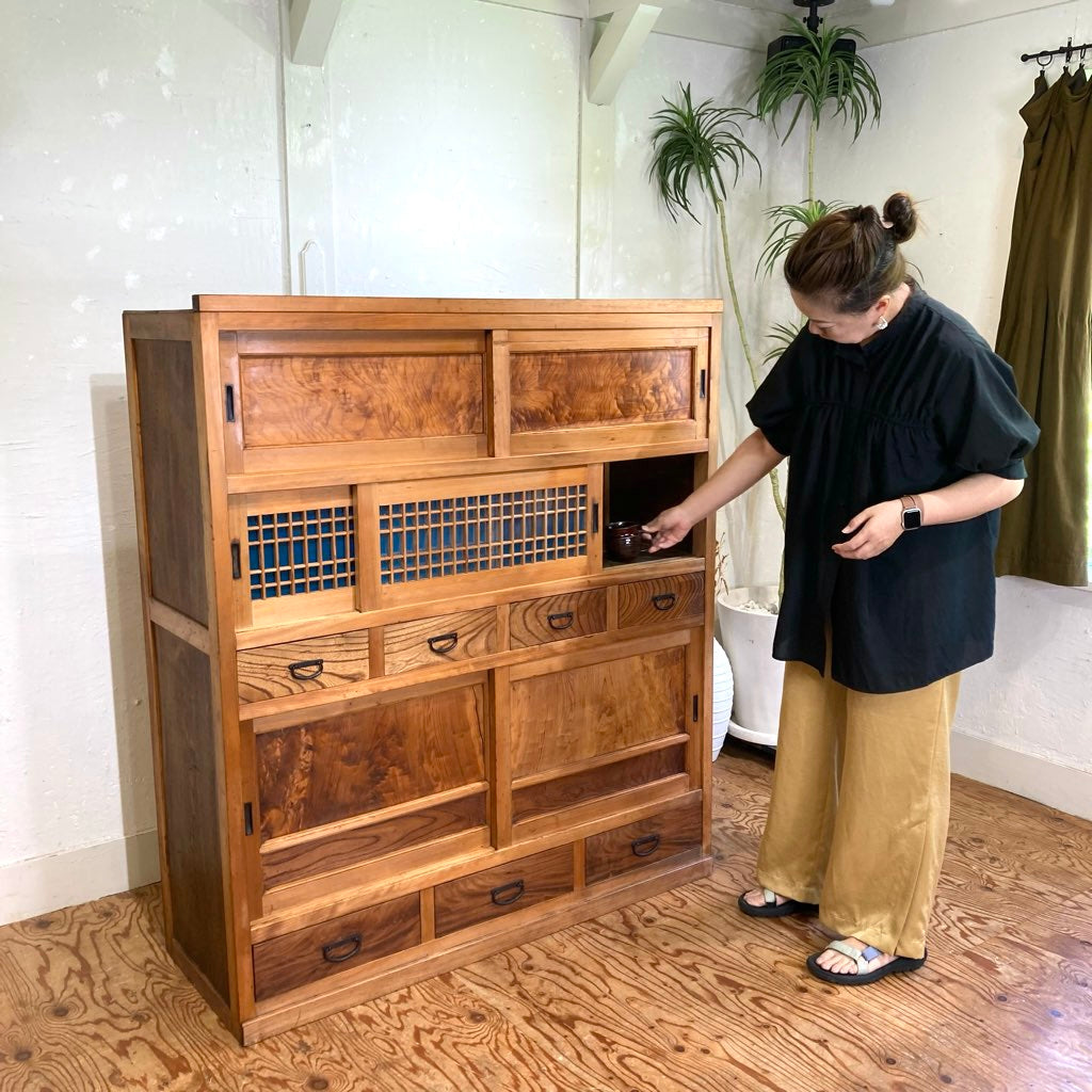 水屋箪笥 食器棚 カップボード 収納棚 欅 檜 アンティーク 古家具 中古