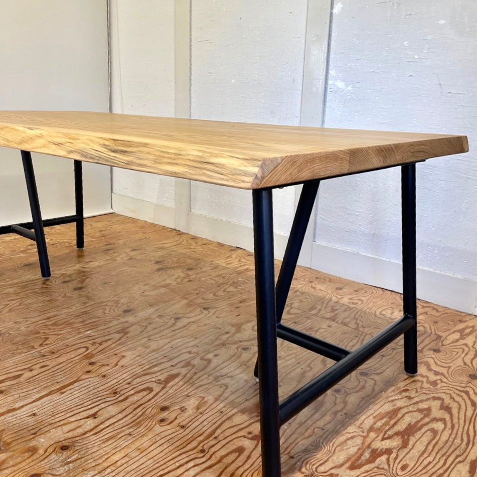 オーク 3枚はぎ天板 ダイニングテーブル 無垢 中古 高級感 一枚板風 木