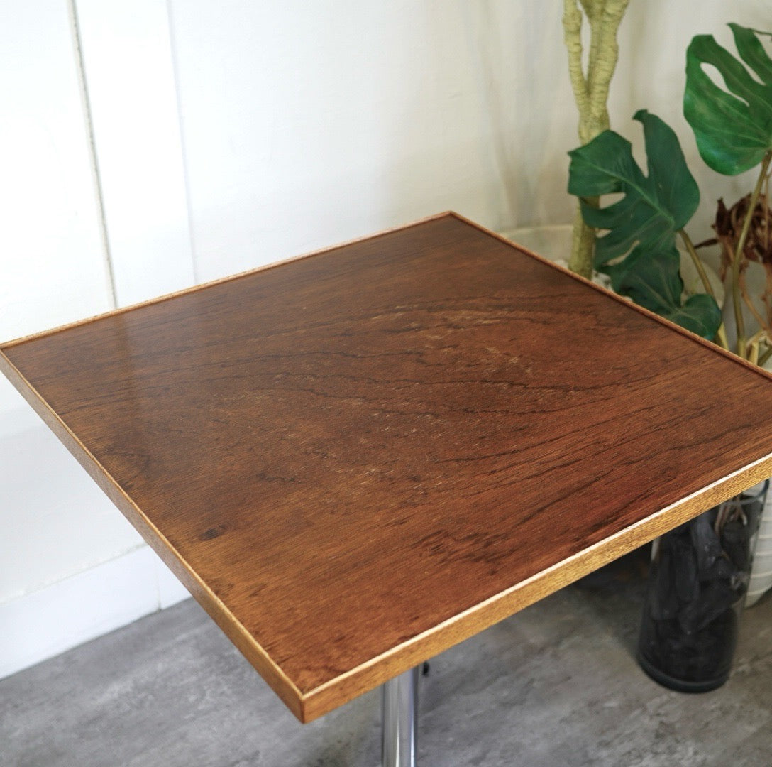 パシフィックファニチャーサービス / PACIFIC FURNITURE SERVICE