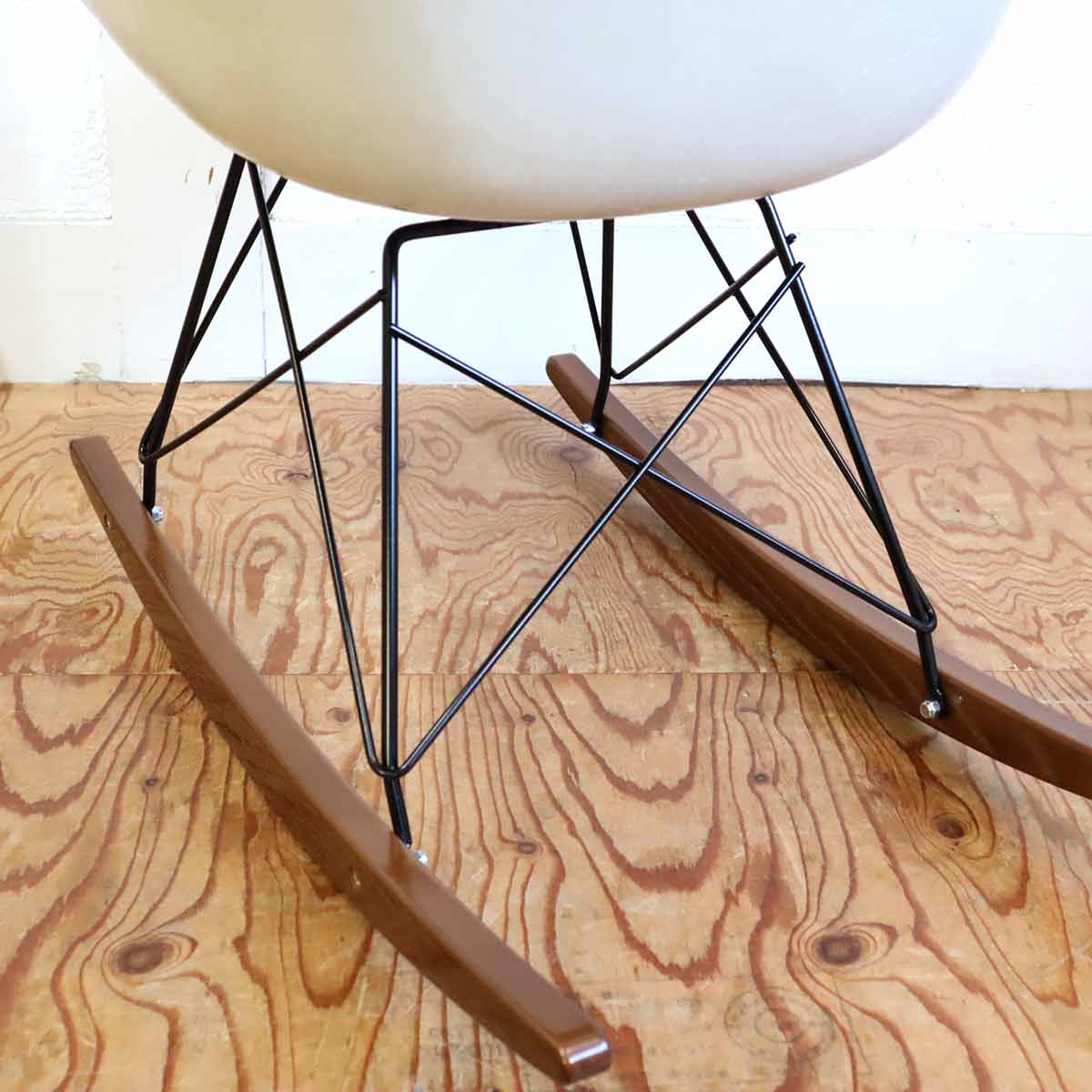 ハーマンミラー / Herman Miller アームシェルチェア ロッカーベース