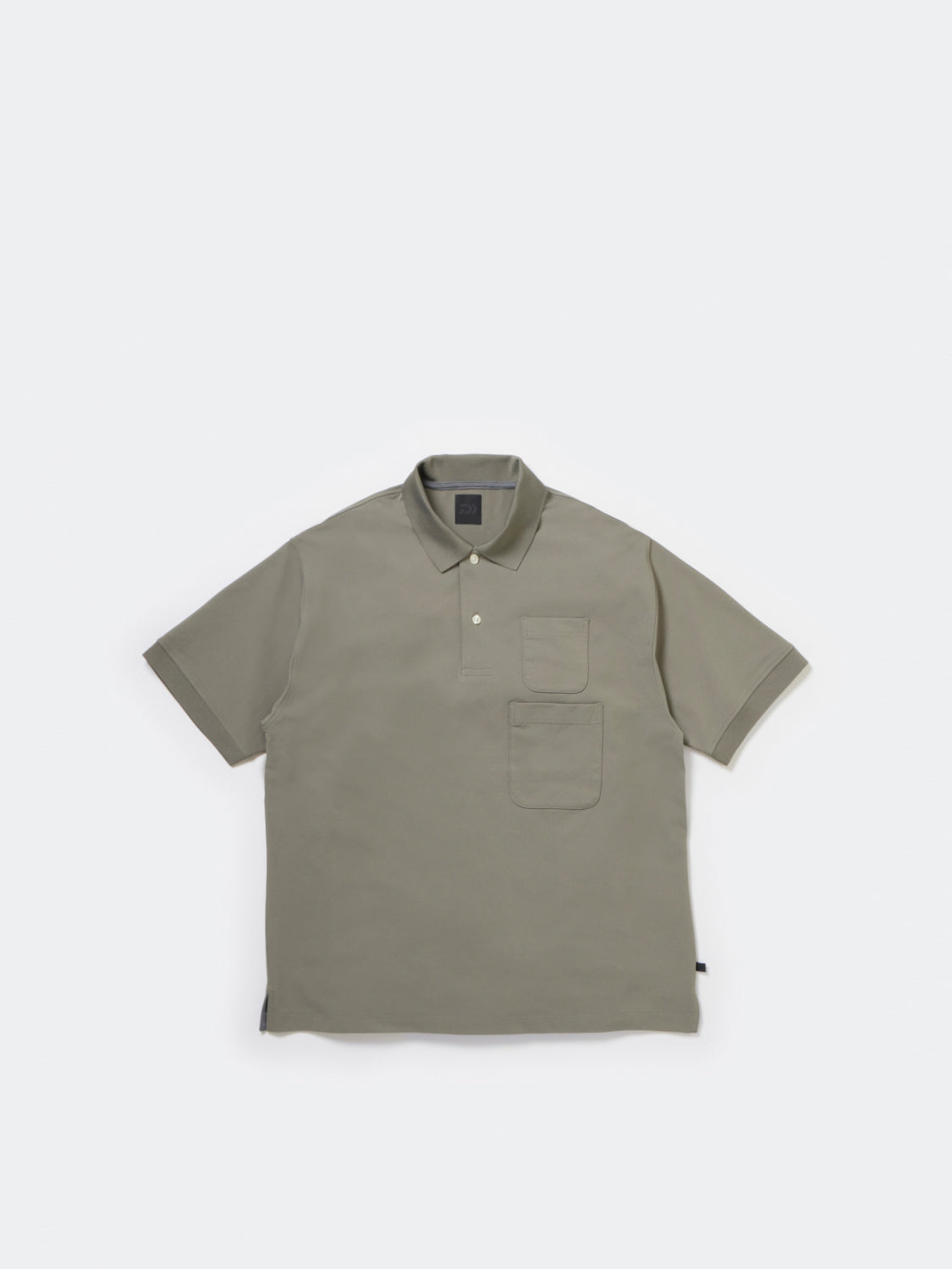 DAIWA PIER39 TECH POLO SHIRT W/POCKET S/S / 雙口袋彈性鹿子織POLO