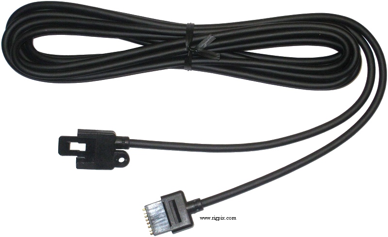 RigPix Database - Options & accessories - Icom OPC-581