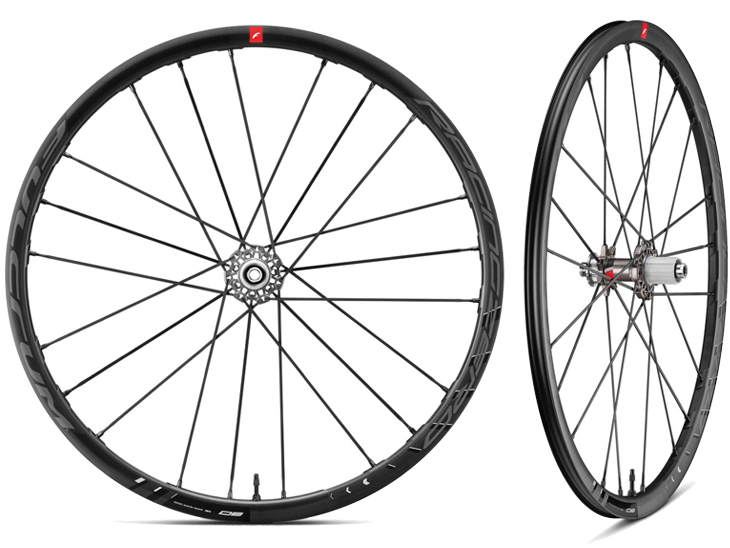 フルクラム：新製品情報》FULCRUMからアルミホイールの傑作RACING ZERO