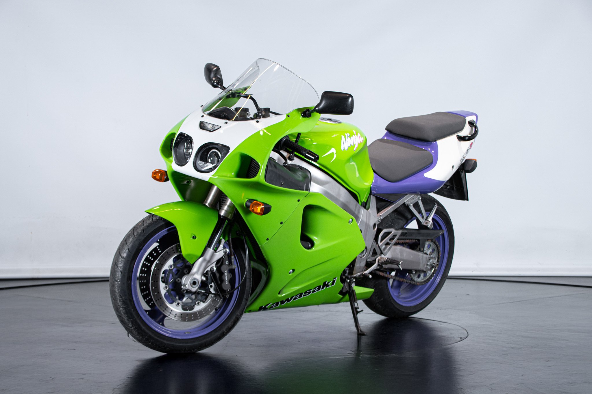 1996 KAWASAKI ZX-7R - Ruote da Sogno