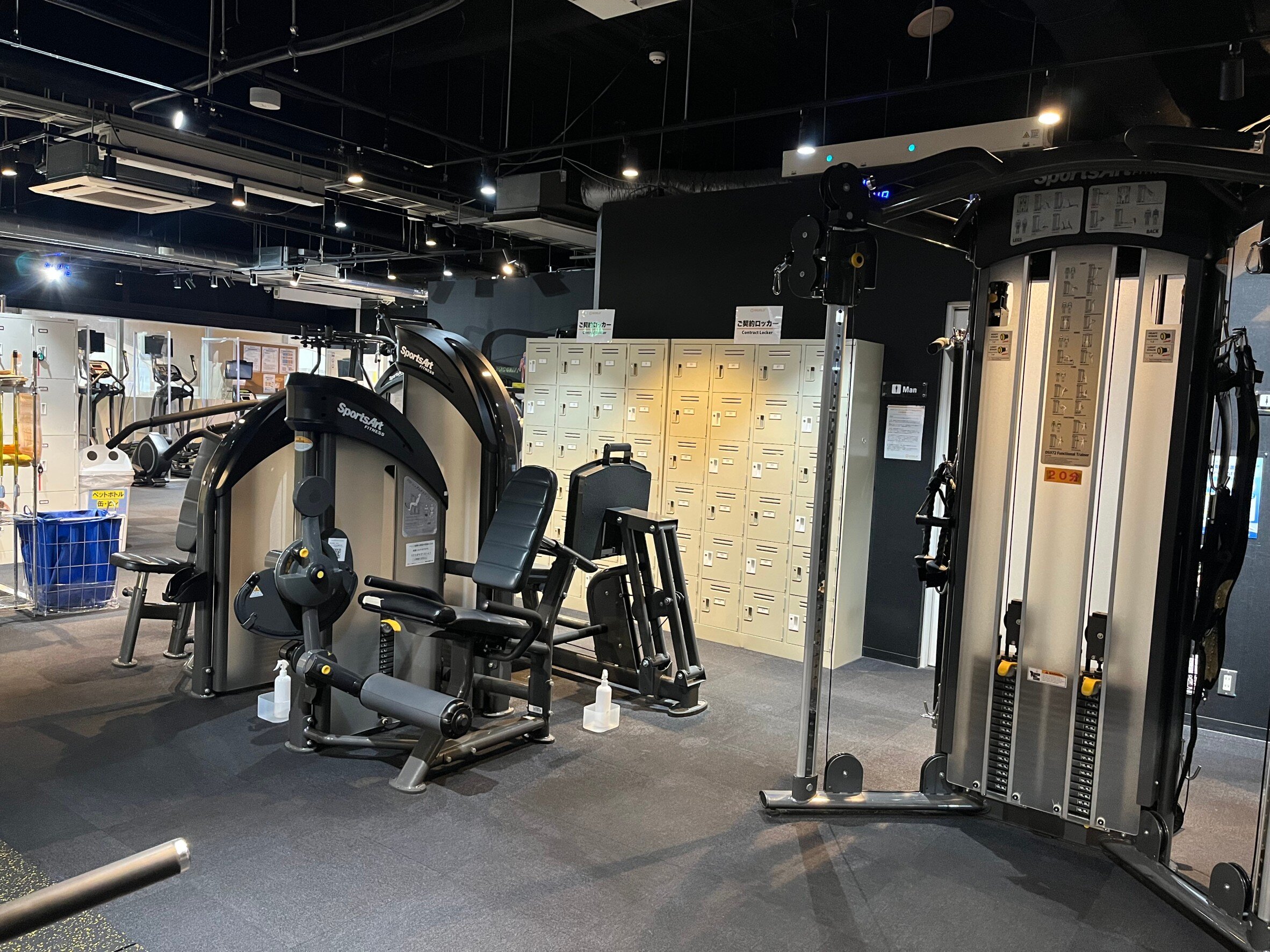 天文館店｜鹿児島県鹿児島市の24時間営業フィットネスジム｜ワールド