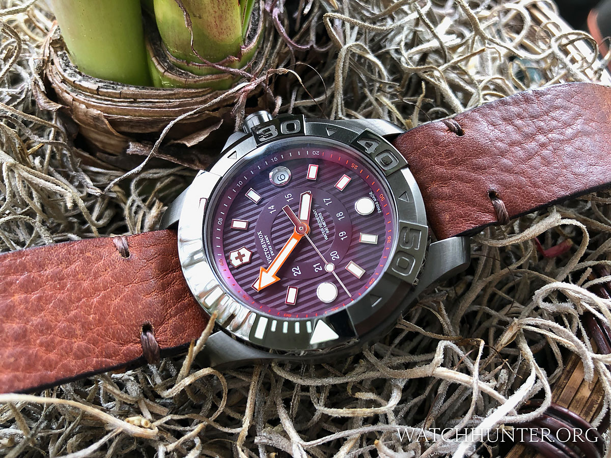 MEET THE WATCH: Victorinox Swiss Army Dive Master 500 Midsize
