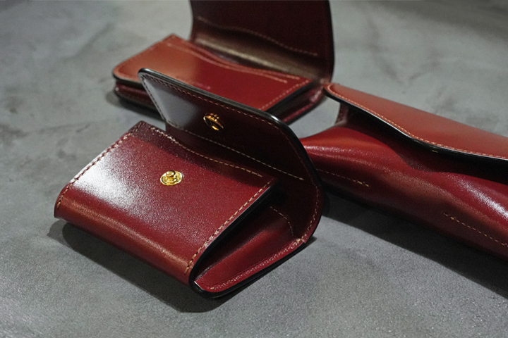 強さと情熱を持つ大人の装い バーガンディ | WILDSWANS(ワイルド