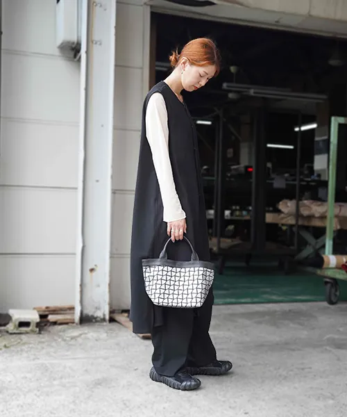 chi.wata(チワタ）ブランドを代表する人気商品！本革だけで軽さと薄さ