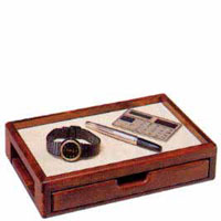 ウォッチボックス [腕時計,4個入れ,枕,布貼り,透明蓋]