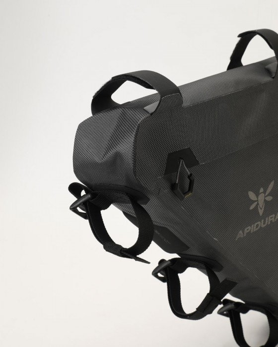 フルフレームバッグ 7.5L【EXPEDITION FULL FRAME PACK / スモール