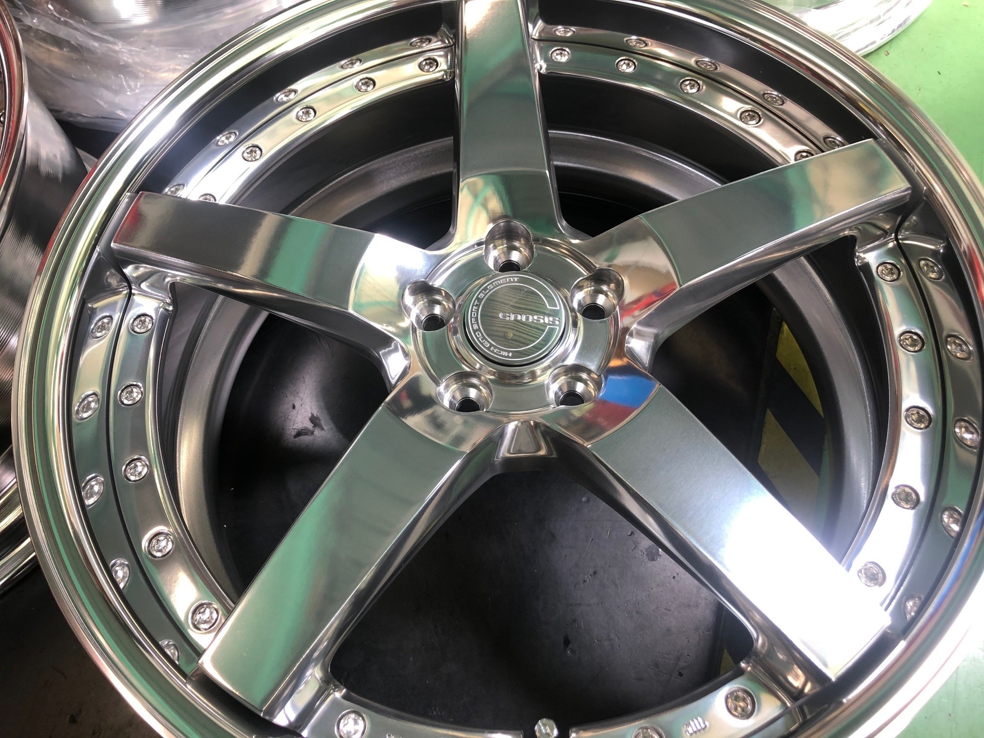 WORK グノーシスGR203バフフィニッシュカラー20インチ入荷♪ | 店舗お