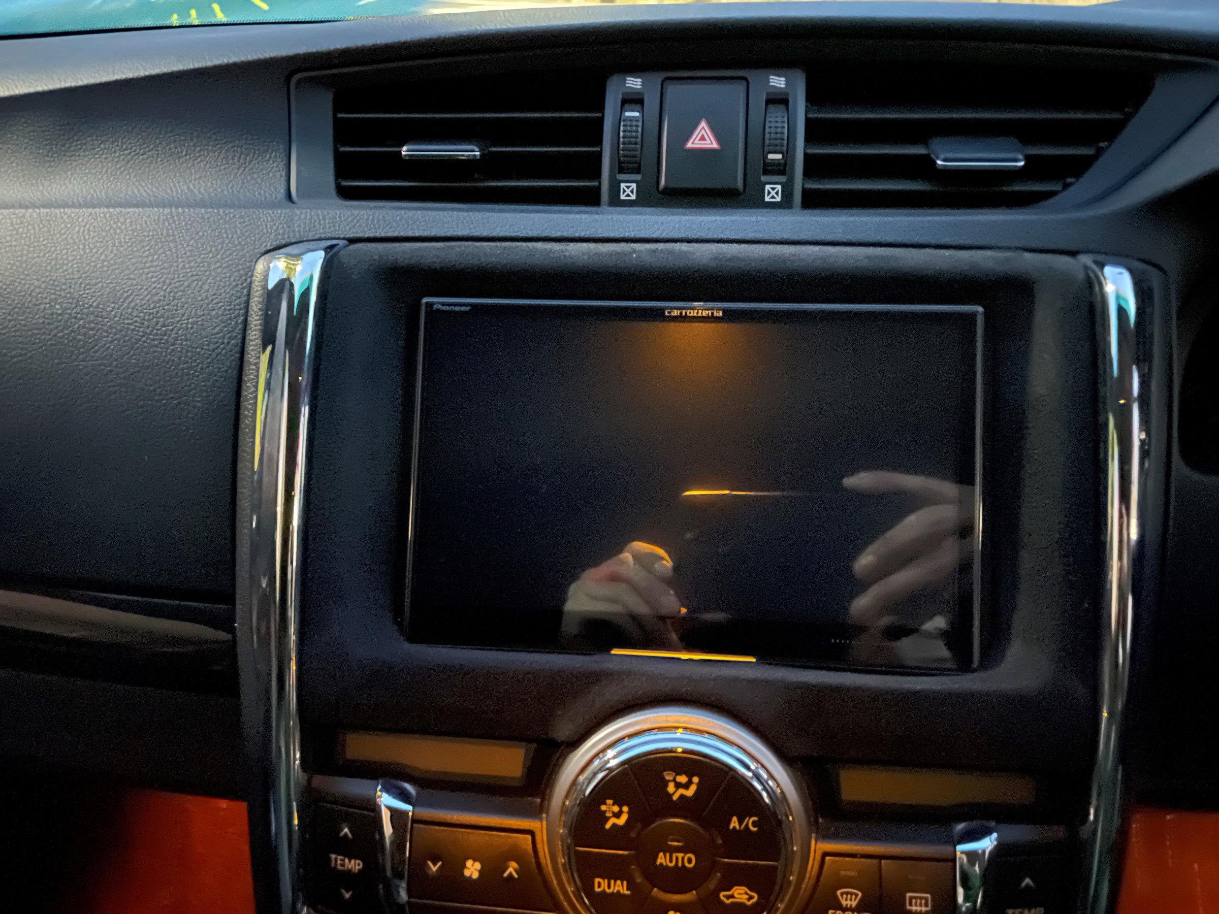 マークX 8インチナビ取付 | 店舗おススメ情報 | タイヤ館 パドック