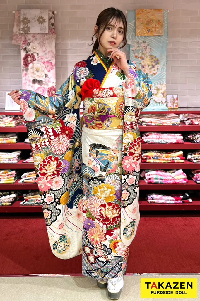 正統派古典 白/ブルー/青 紅型/牡丹柄 大人っぽい 綺麗 華やか 高級