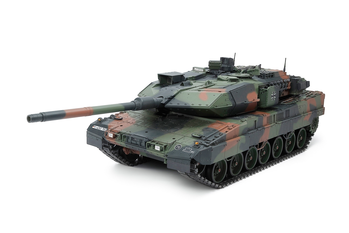 Tamiya 56047 Leopard 2 A7V w/Option Kit / Tamiya USA