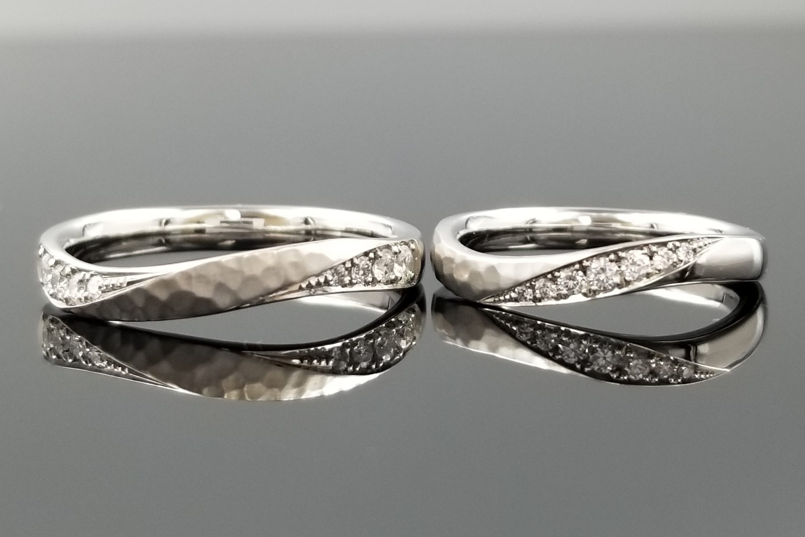 コンビリングにダイヤとルビーを | 結婚・婚約指輪のオーダーメイドは