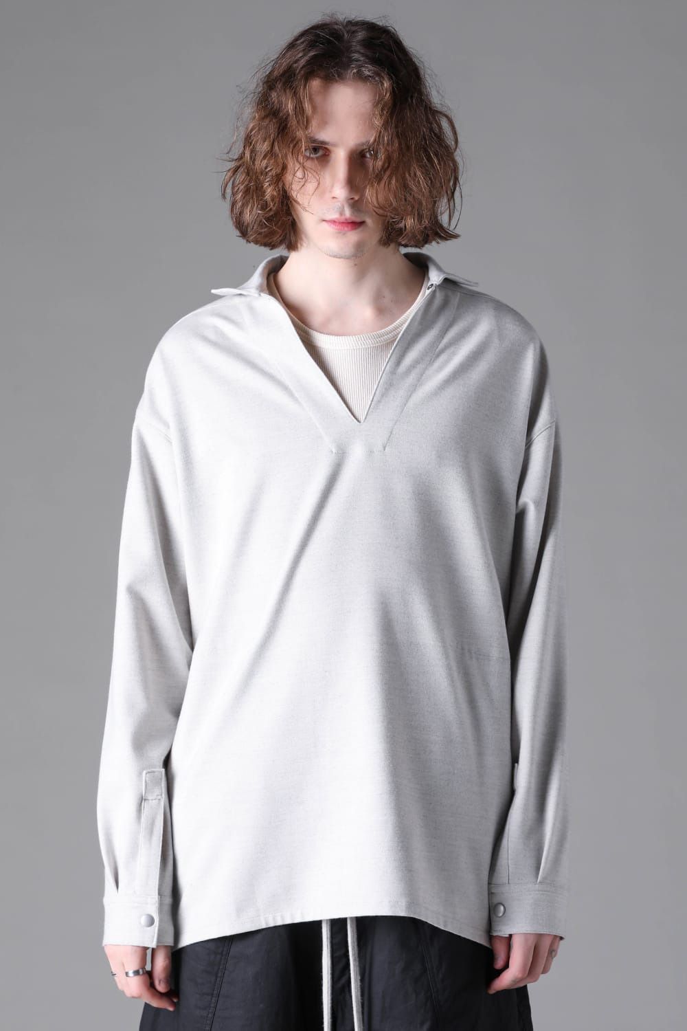 A.F ARTEFACT - V-Neck Shirts Pullover | Tempt