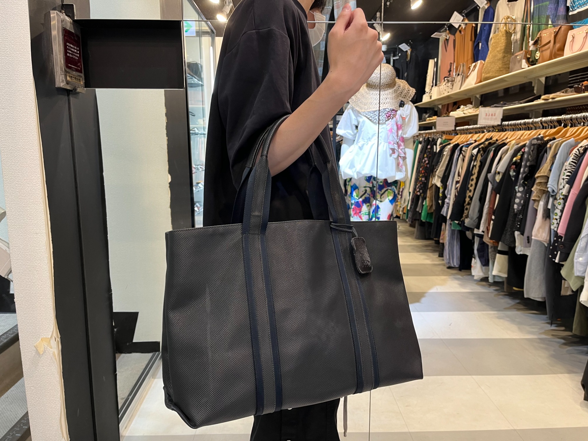 BOTTEGA VENETA /ボッテガベネタ】から「トートバッグ マルコポーロ