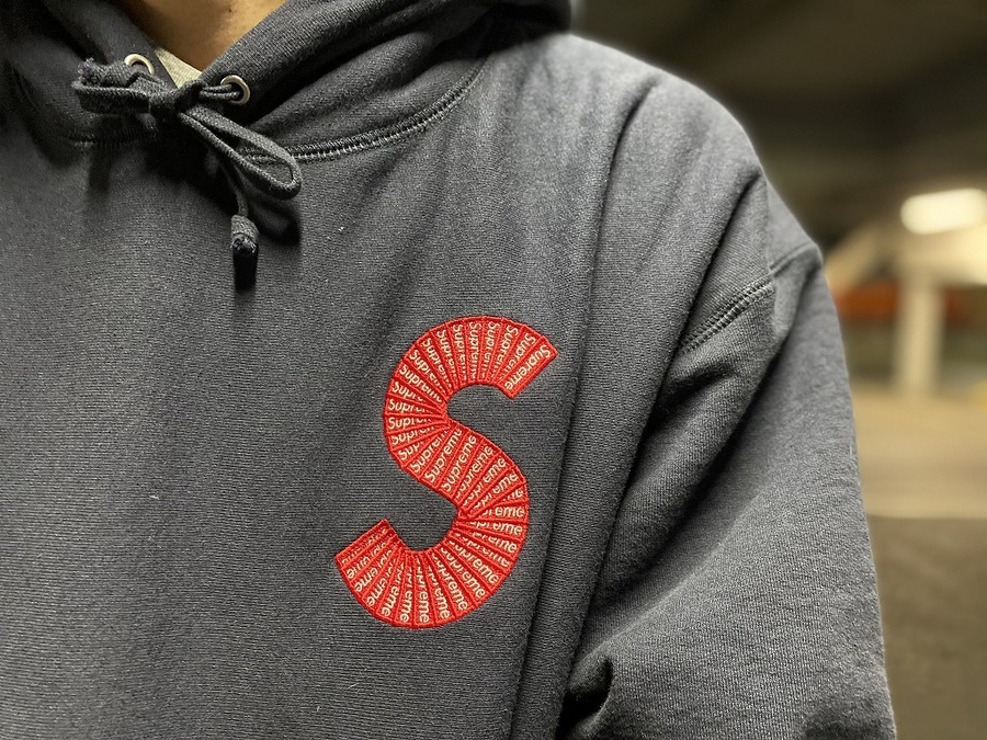 ストリートブランド【SUPREME/シュプリーム】より、連なったボックス