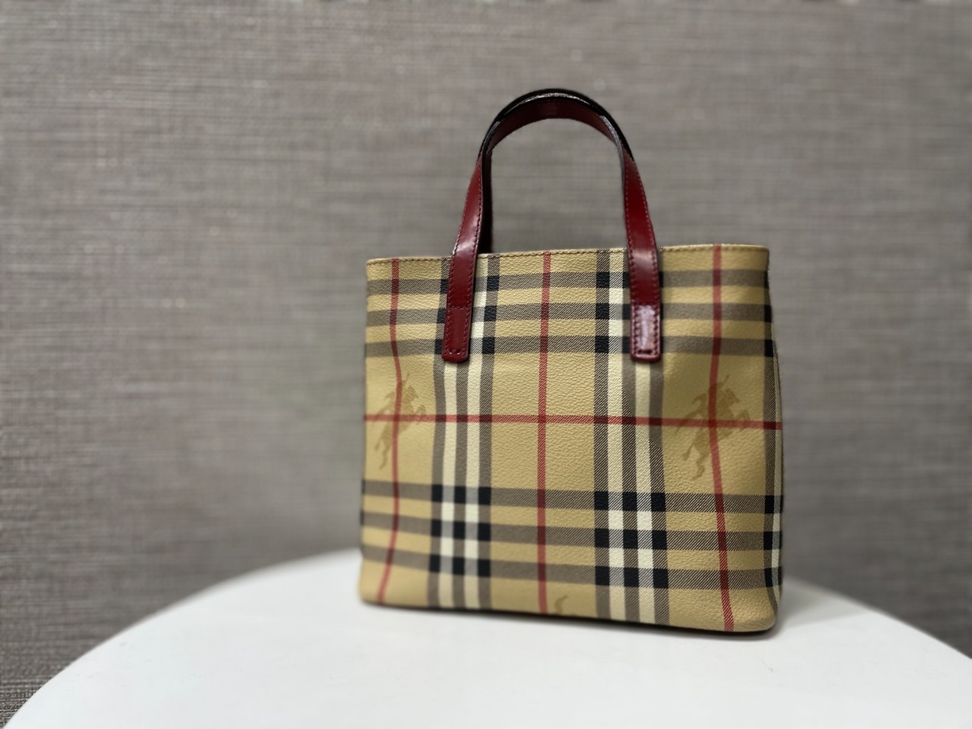BURBERRY LONDON/バーバリー ロンドン】より【シャドーホース
