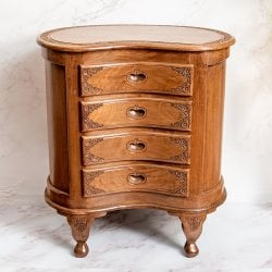 1点もの】カシミールの細密彫刻 キドニーチェスト テーブル