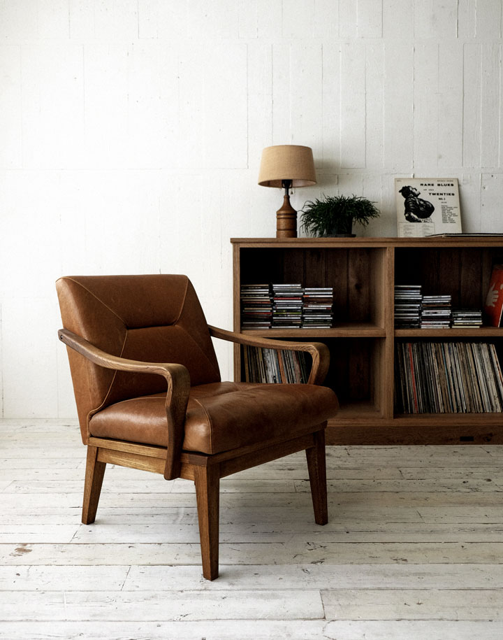 CHAIRS – TRUCK